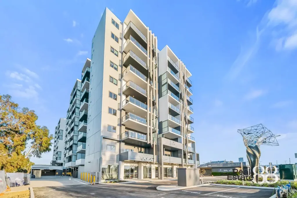 Belmont 2Kwarto North Facing at Bel Air, with the City & Airport on your doorstep