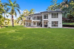 1542 Currumbin Creek Road, Currumbin Valley