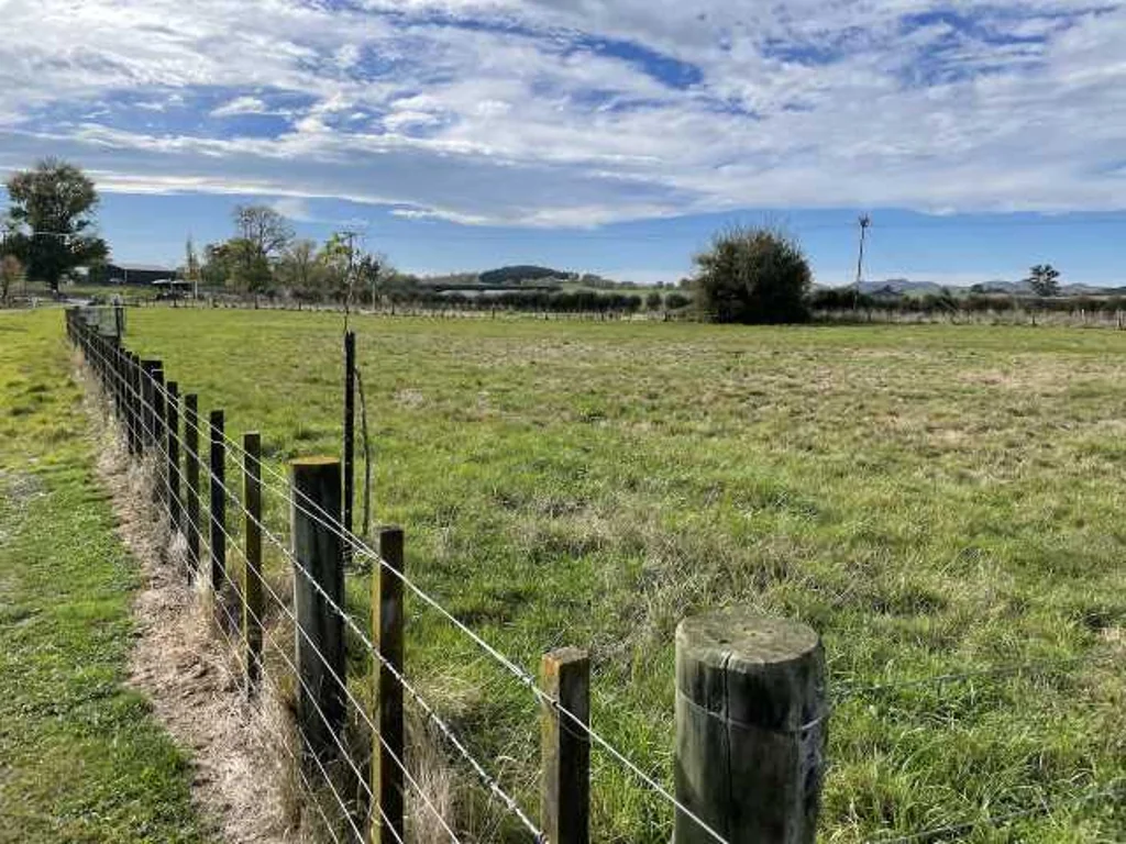 Waipukurau and Surrounds 1Moenga Rural Views on the Edge of Town