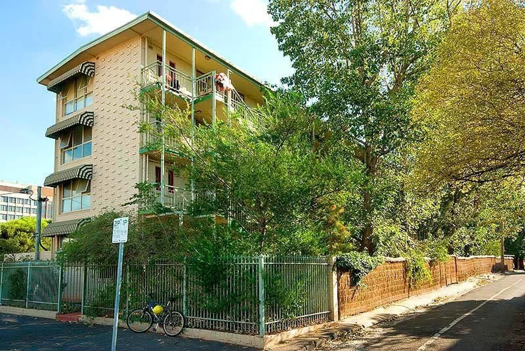 Stylish Urban Living in the Heart of Fitzroy