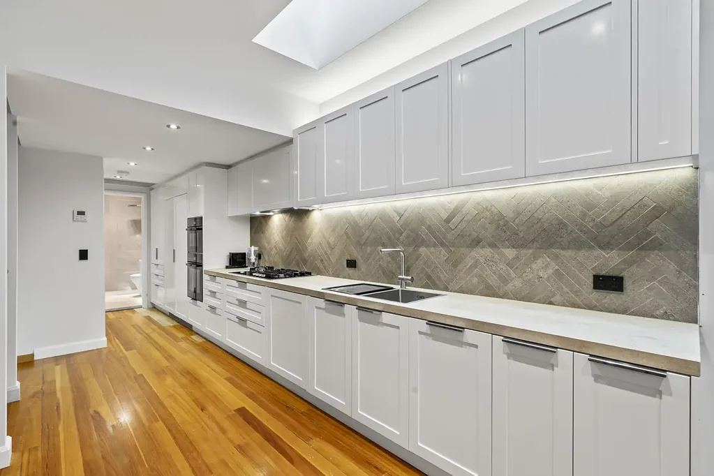 Contemporary Richmond Townhouse with Expansive Rooftop Terrace and Study!