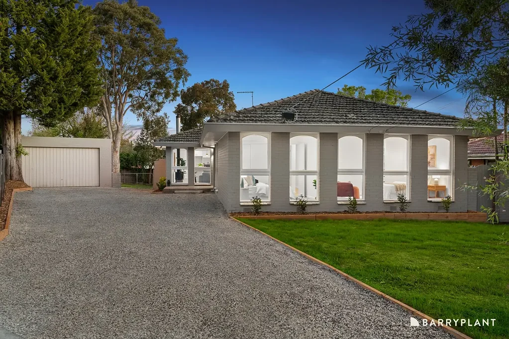 Bayswater North 4Kwarto Renovated Family Warmth in a Peaceful Court