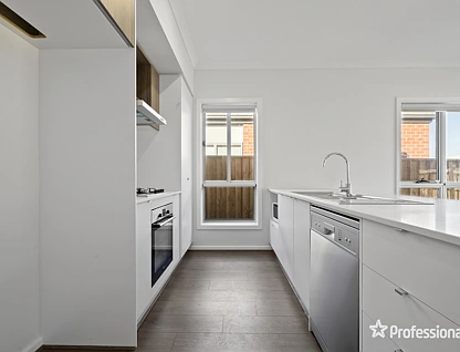 44 Sirianni Boulevard, Fraser Rise, Western Region, 3 Kuwarto, 2 Banyo, House