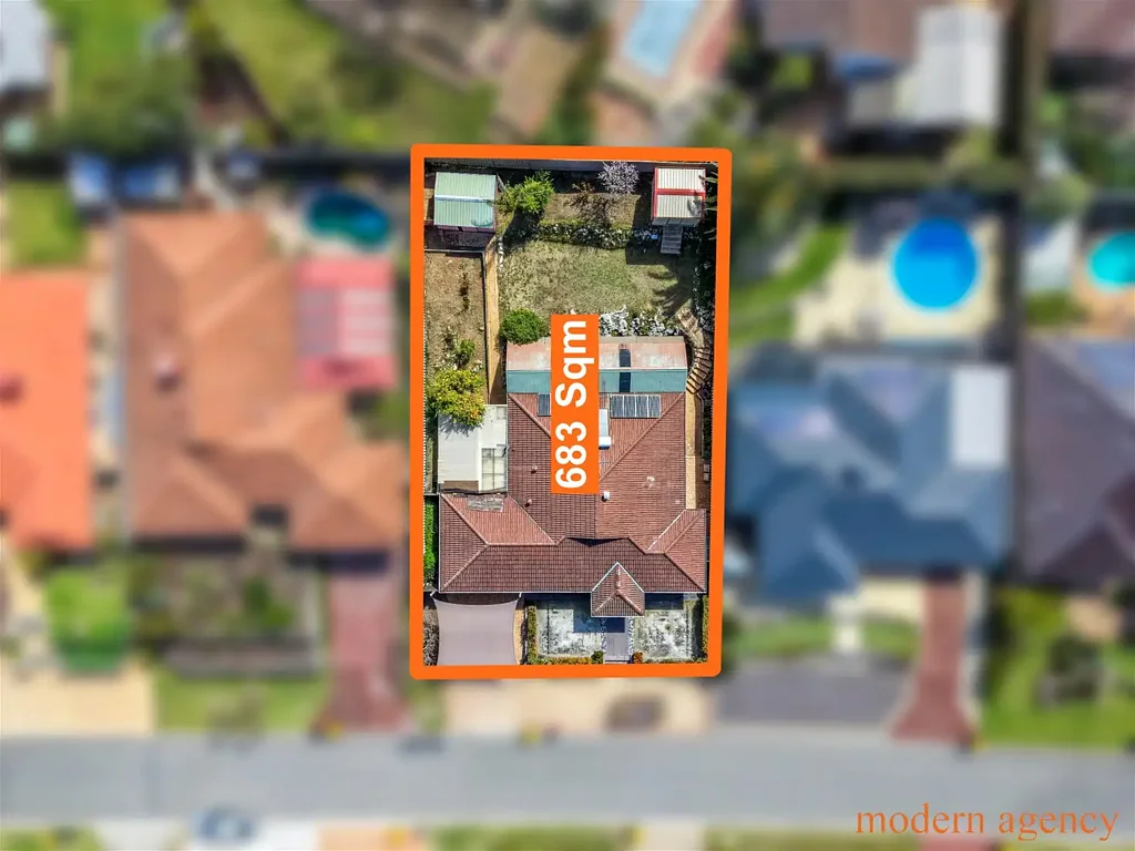 Joondalup 3कमरा Stunning Family Home for Sale in the Heart of Joondalup