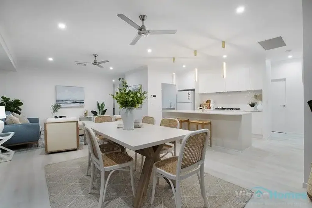 STUNNING FAMILY HOME