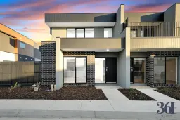 3/3 Rosso Drive, Tarneit