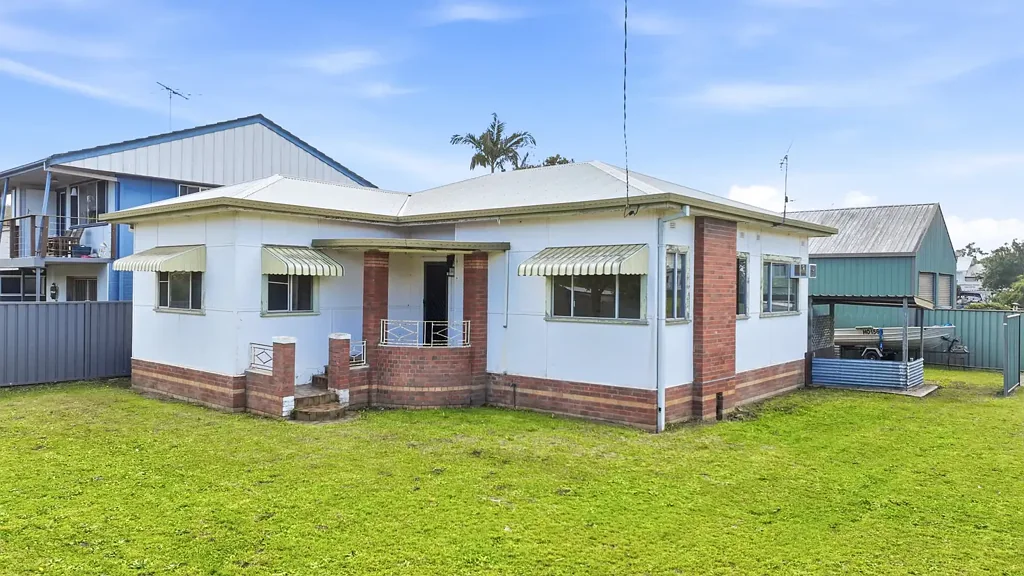 Grafton 3Kwarto CORNER BLOCK, HUGE GARAGE & ENDLESS POTENTIAL
