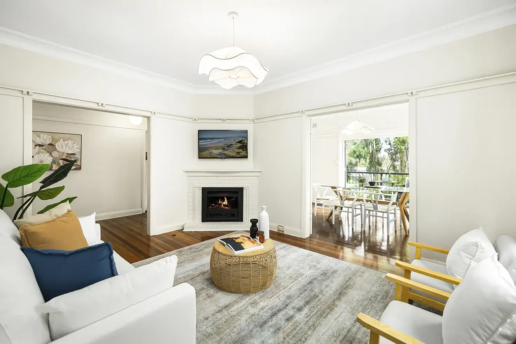 Mosman 2कमरा Stylish, Ground Floor Art Deco Apartment