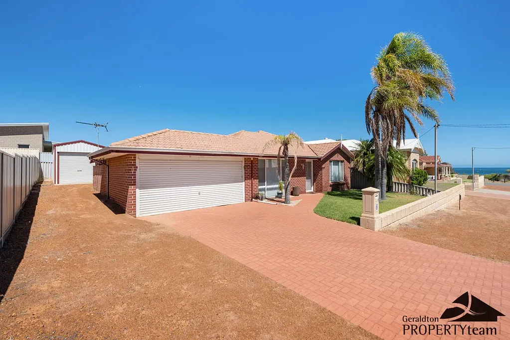 Bluff Point 4房  Blue-Chip Beachside Living