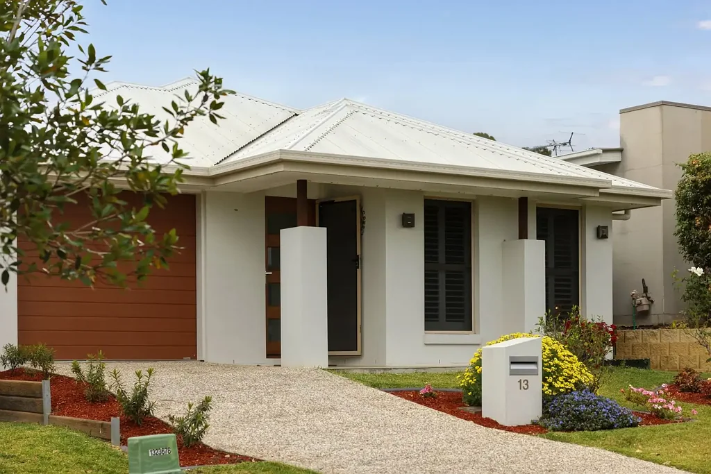 Warner 3 Slaapkamer FIRST TIME TO MARKET | MODERN LOW-MAINTENANCE LIVING