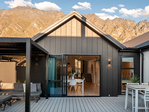 Jacks Point 5部屋 Now Priced by Negotiation