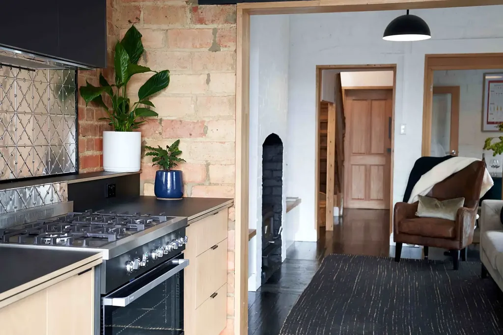 Enjoy chic living every day of the week.