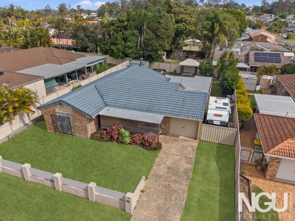 Regents Park 4બેડરૂમ LOW MAINTENANCE, WELL LAID OUT, PERFECTLY SET UP FAMILY HOME, LOOK NO FURTHER!