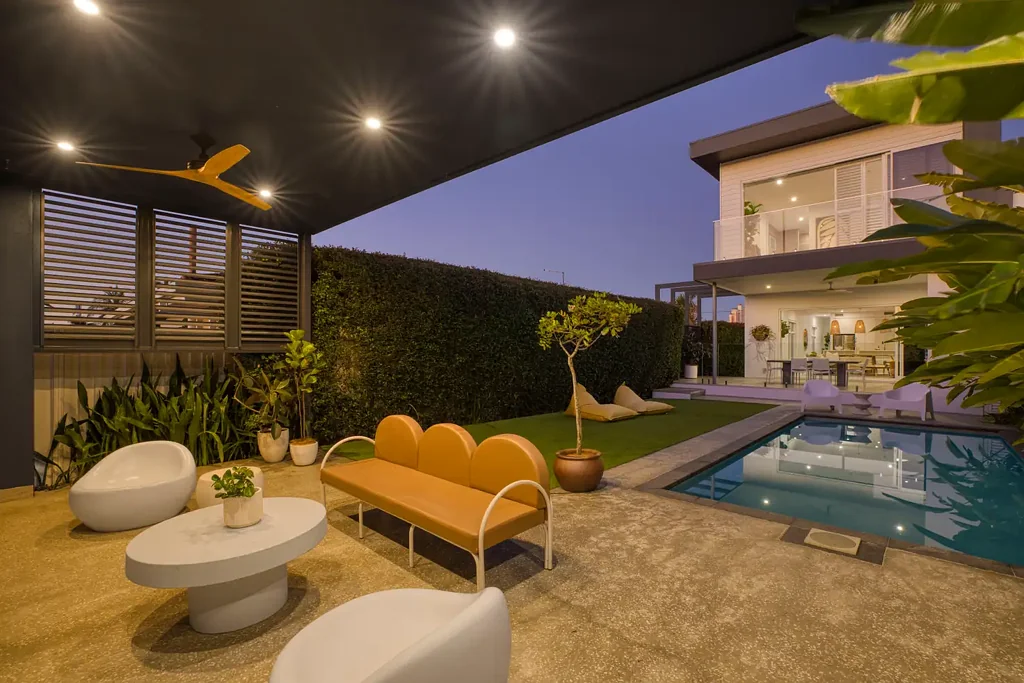 Broadbeach Waters 3 Bedroom A multi-level hideaway with soul, sophistication and skyline views