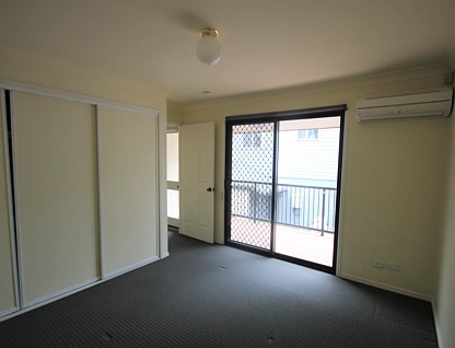 1/18 Agnes Street, Morningside, Brisbane - Eastern Region, 3 rūma, 1 rūma horoi, Townhouse