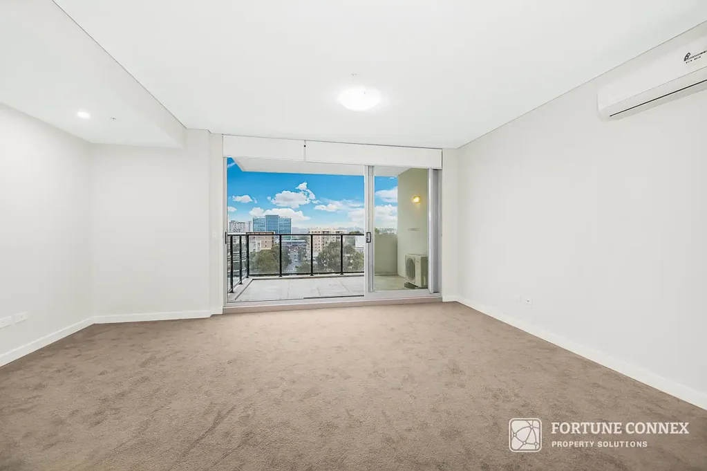Bankstown 2房 黄金地段 2卧室+宽敞书房 海滨瑰宝 优雅奢居 2Bedroom + Ample Study Area in a Prime Location