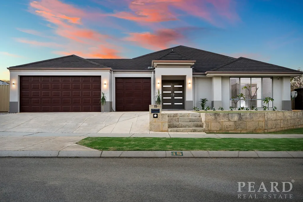 15 Helmsdale Loop, Butler, WA 6036