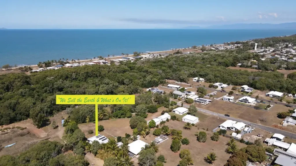 Forrest Beach 3ਬੈੱਡਰੂਮ HOME & SHEDS SET FOR PRIVACY ON LARGE BLOCK!