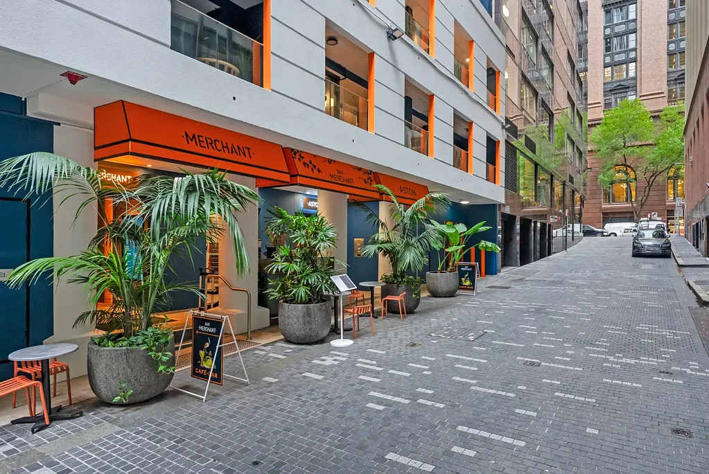 Sydney Martin Place近邻 地段优越 Smeg电器齐全 城市景观视野 游泳池健身房 Ideal City Base or Investment Opportunity