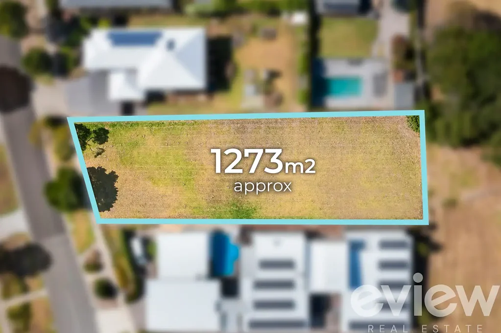 Cowes  Extra large building block in popular Seagrove Estate!