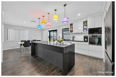 1 Peregrin Court, Parkhurst, QLD 4702, 4 chambres, 2 salles de bain, House