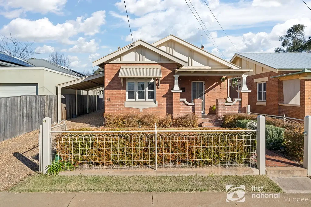 Mudgee 3房  CENTRALLY LOCATED MUDGEE CLASSIC