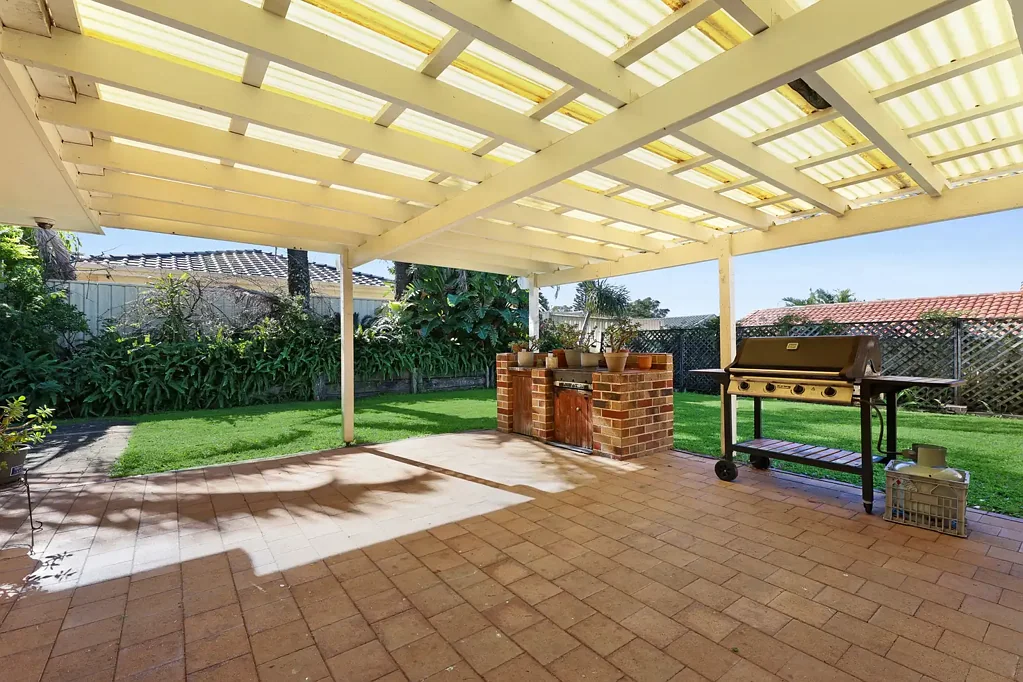 Arundel 4غرفة نوم Private Family Retreat with Endless Potential - Elevated, Peaceful Location