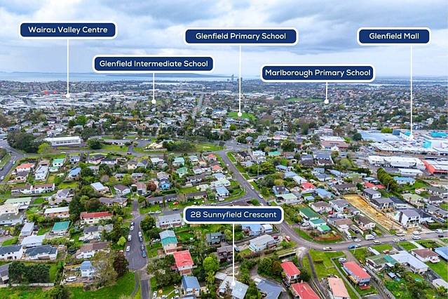 28 Sunnyfield Crescent, Glenfield, North Shore City