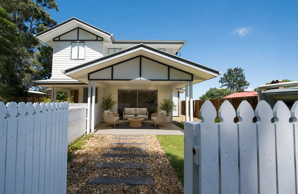 North Toowoomba 3Zimmer Executive Townhouse with a Rare Private Garden - Footsteps from Toowoomba CBD