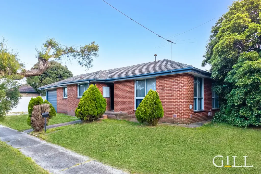 Hampton Park 3ਬੈੱਡਰੂਮ Corner Block Opportunity in the Heart of Hampton Park