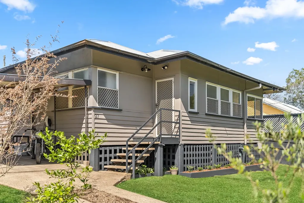 27 Mimosa Street, Mitchelton, QLD 4053
