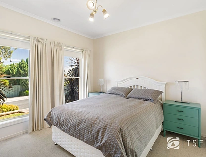 2 Sunset Boulevard, Spring Gully, VIC 3550, 3房, 1浴, House