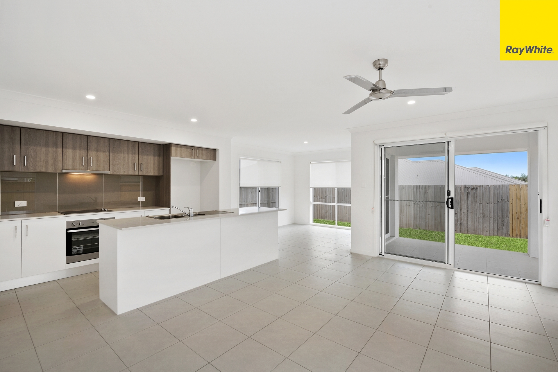 2 COOLOOLA CR, NORTH LAKES QLD 4509, 0 ห้องนอน, 0 ห้องน้ำ, House