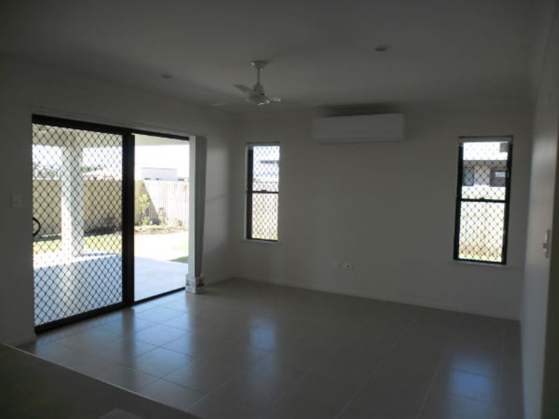 60 SHOALMARRA DR, MOUNT LOW QLD 4818, 0 침실, 0 욕실, House