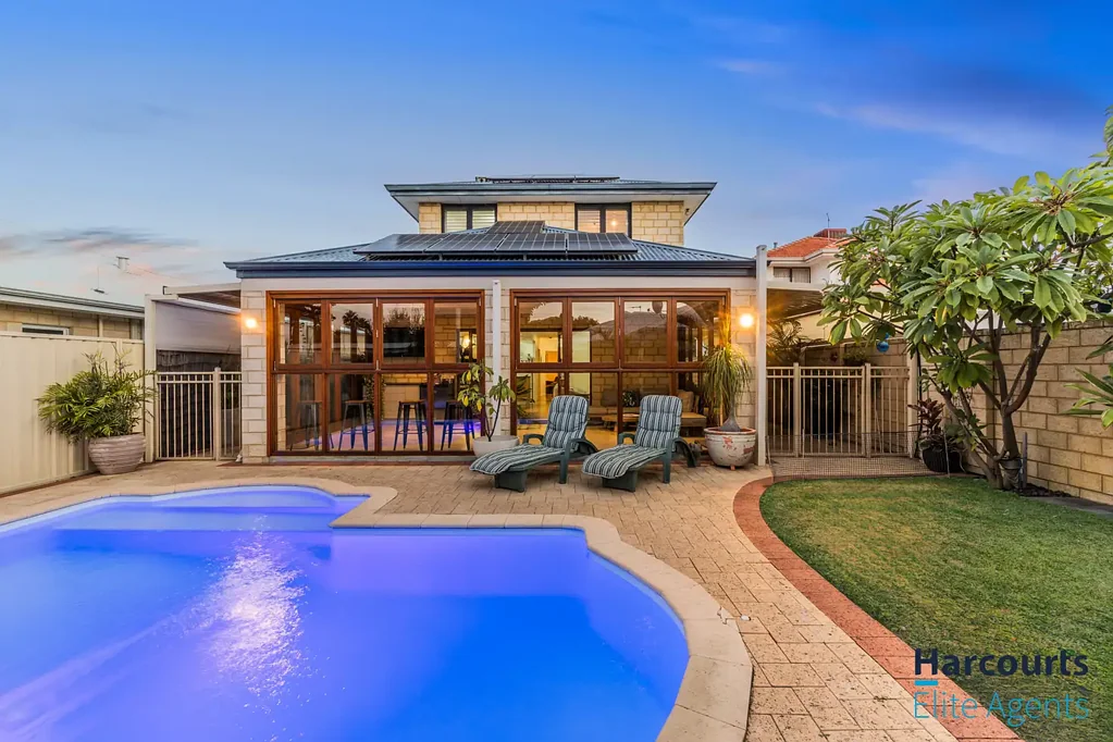 Rockingham 4 Bedroom Resort-Style Luxury Just Moments from Palm Beach