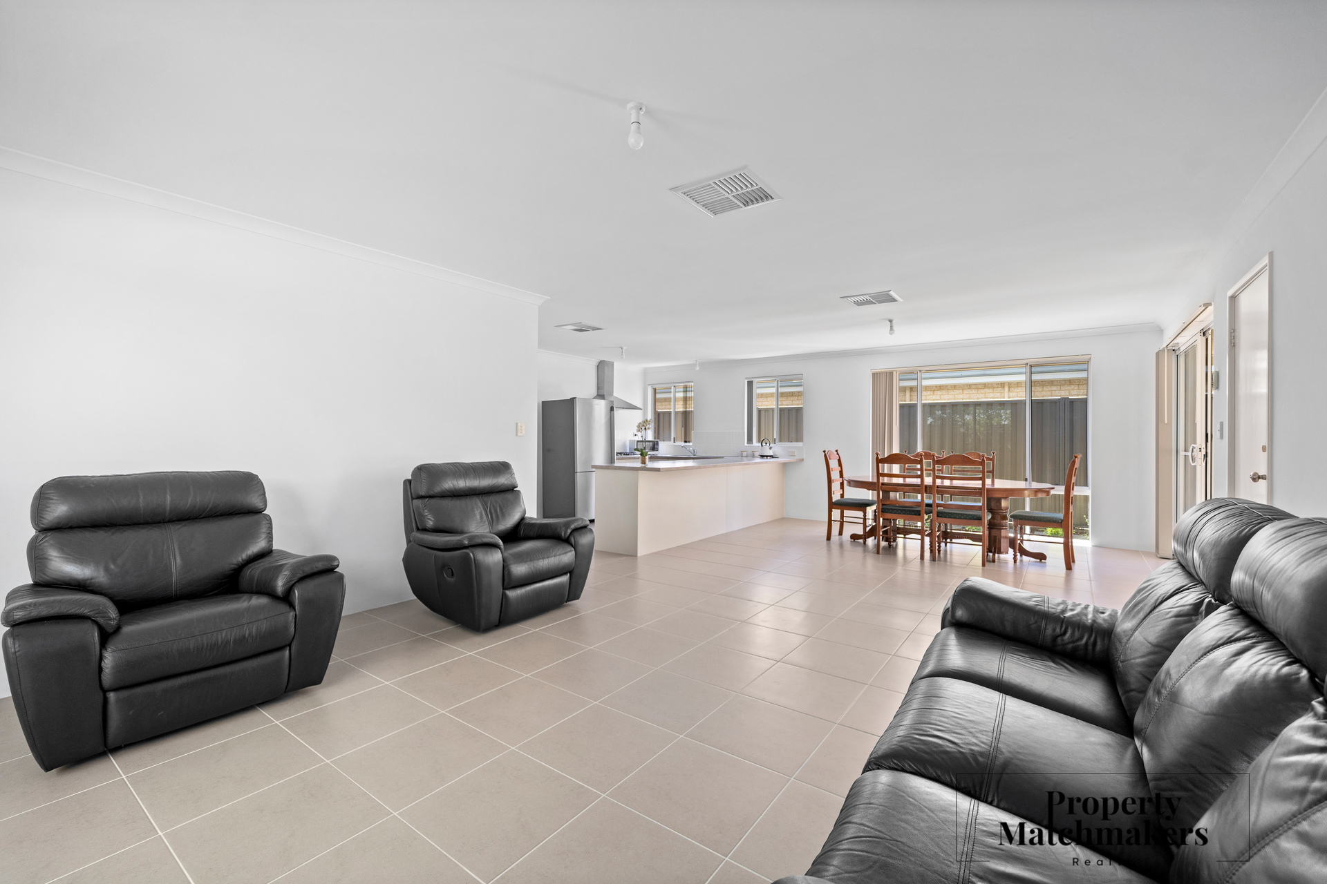 26 WELLMAN AV, PIARA WATERS WA 6112, 0房, 0浴, House