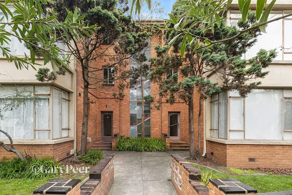 Prahran 18 Slaapkamer A rare investment opportunity with future options