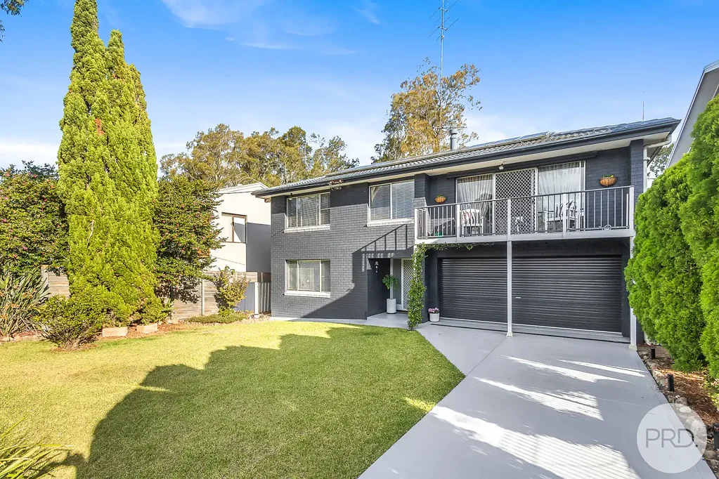 Tanilba Bay 4chambre Family Living with Water Views & Tranquil Surrounds