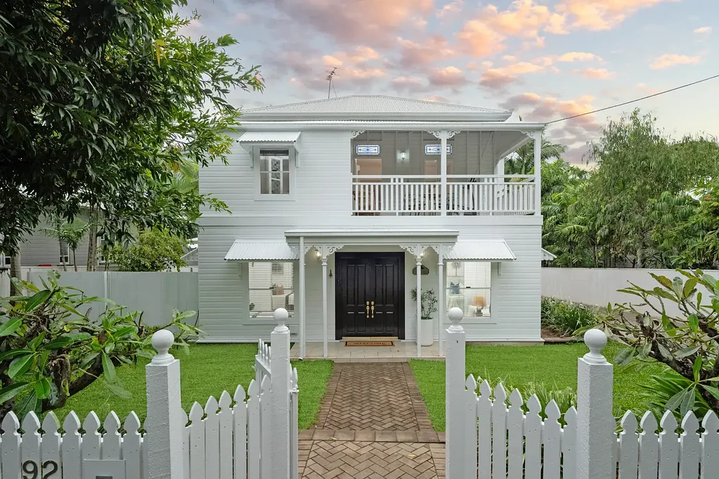 92 Stagpole Street, West End, QLD 4810
