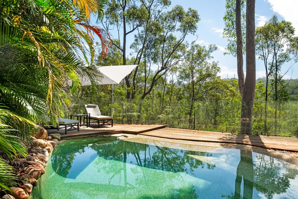 Westleigh 4બેડરૂમ Bushland Retreat with Endless Charm!