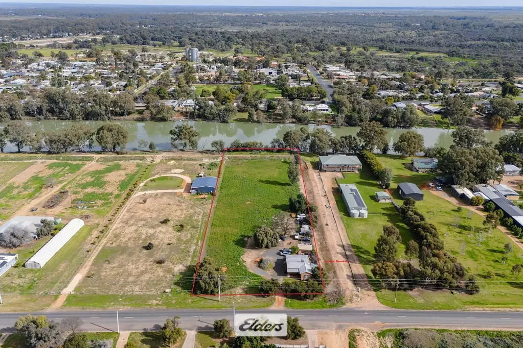 Wentworth 2房  DARLING RIVER FRONTAGE – Where Location Means Everything