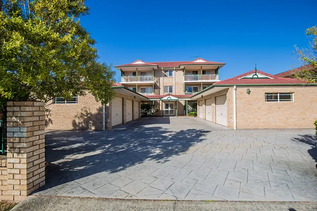 Spacious ground floor unit