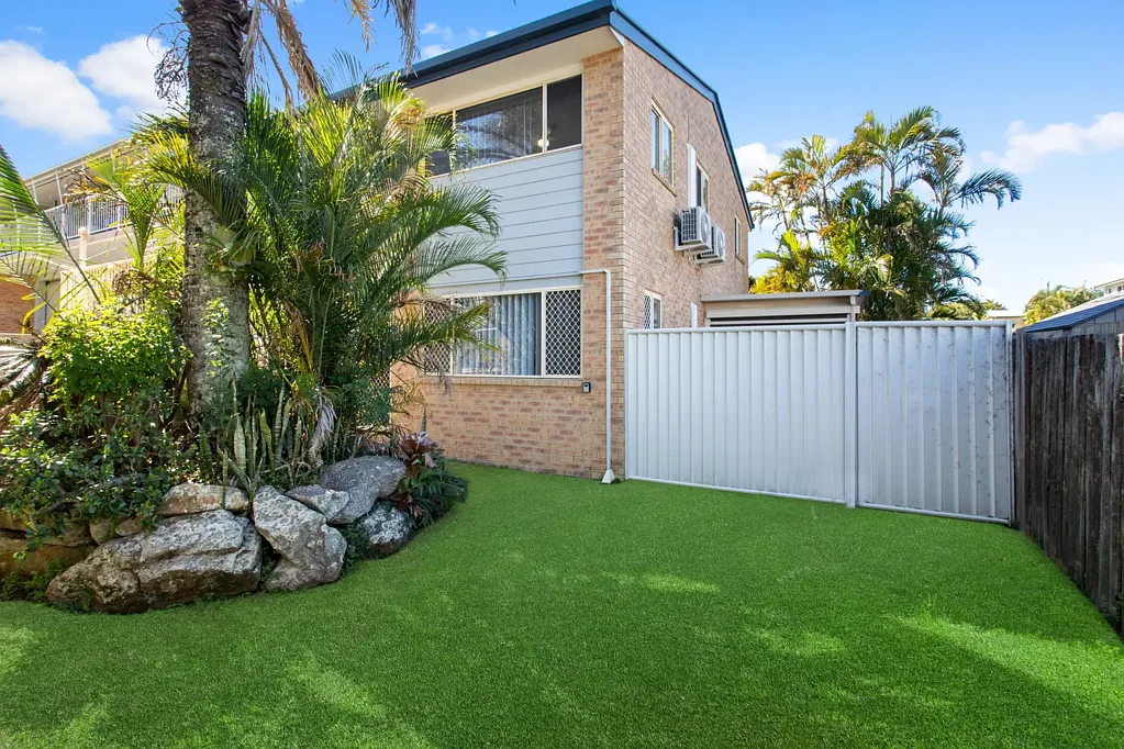 Woody Point 3ਬੈੱਡਰੂਮ Steps from the water, bayside lifestyle move