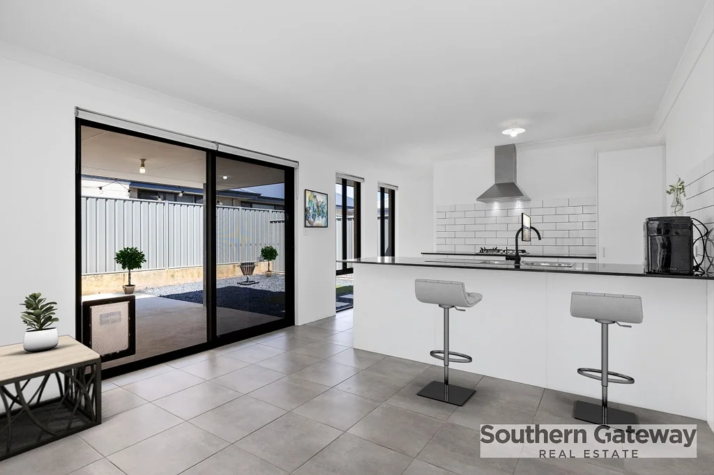 72 Corbridge Avenue, Wellard, WA 6170