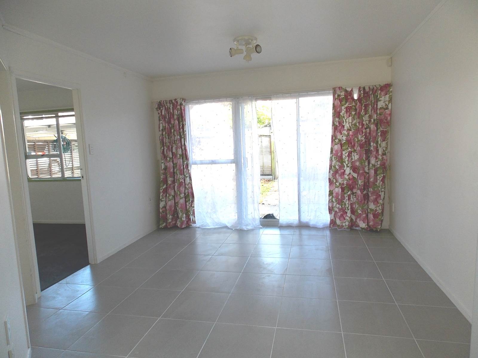 5/4 Owens Road, Epsom, Auckland, 2部屋, 1バスルーム