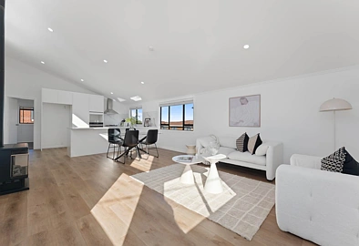 Northcote, 5 bedrooms
