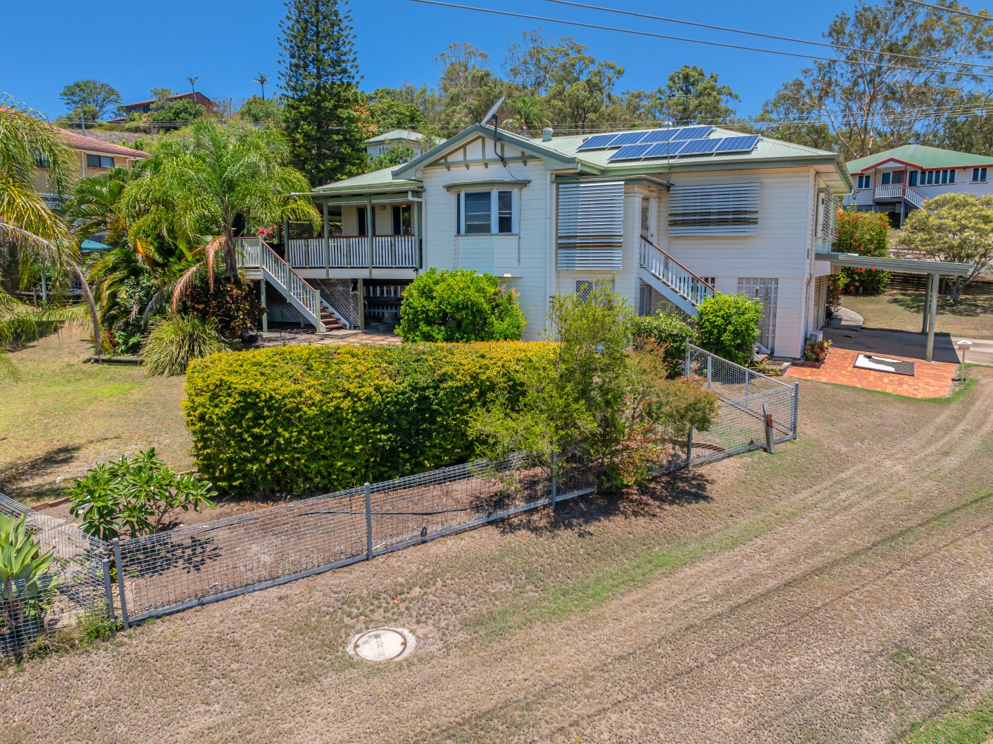 10 DENNIS ST, BOYNE ISLAND QLD 4680, 0 Bedrooms, 0 Bathrooms, House