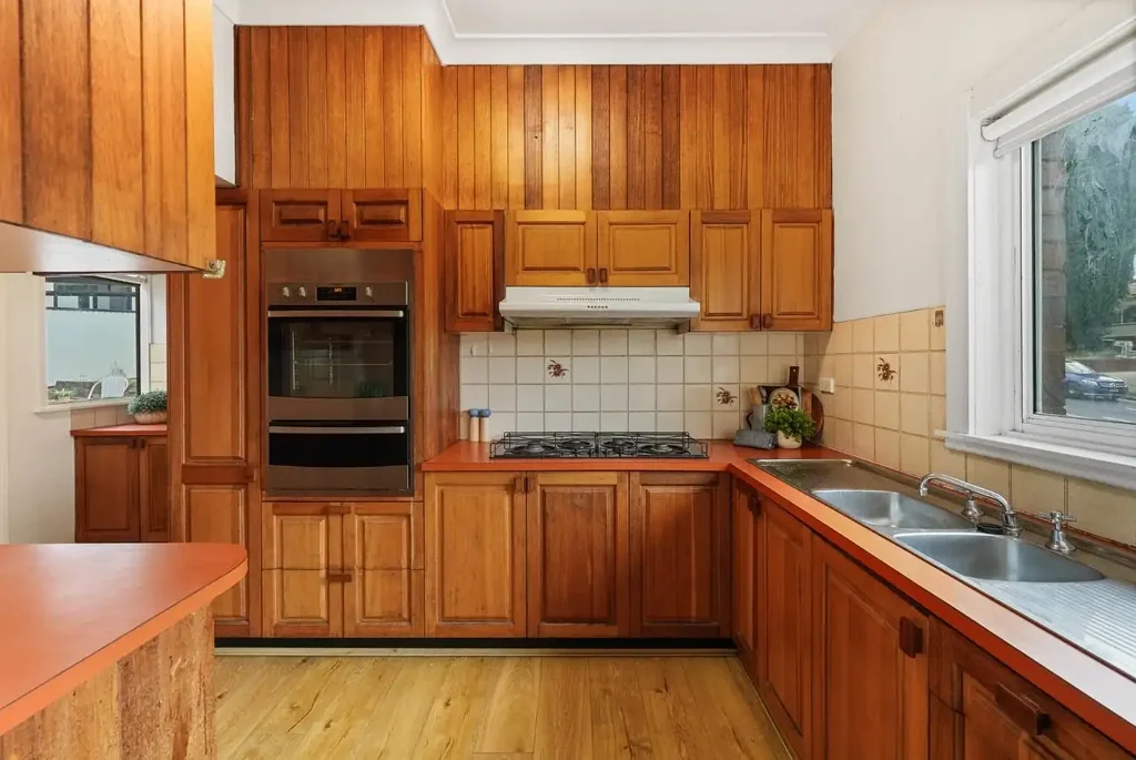 Classic Family Home in a Highly Convenient Epping Setting