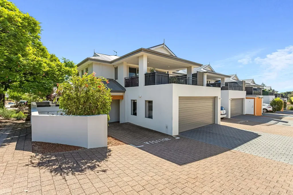 7/12 Heath Road, Kalamunda, WA 6076