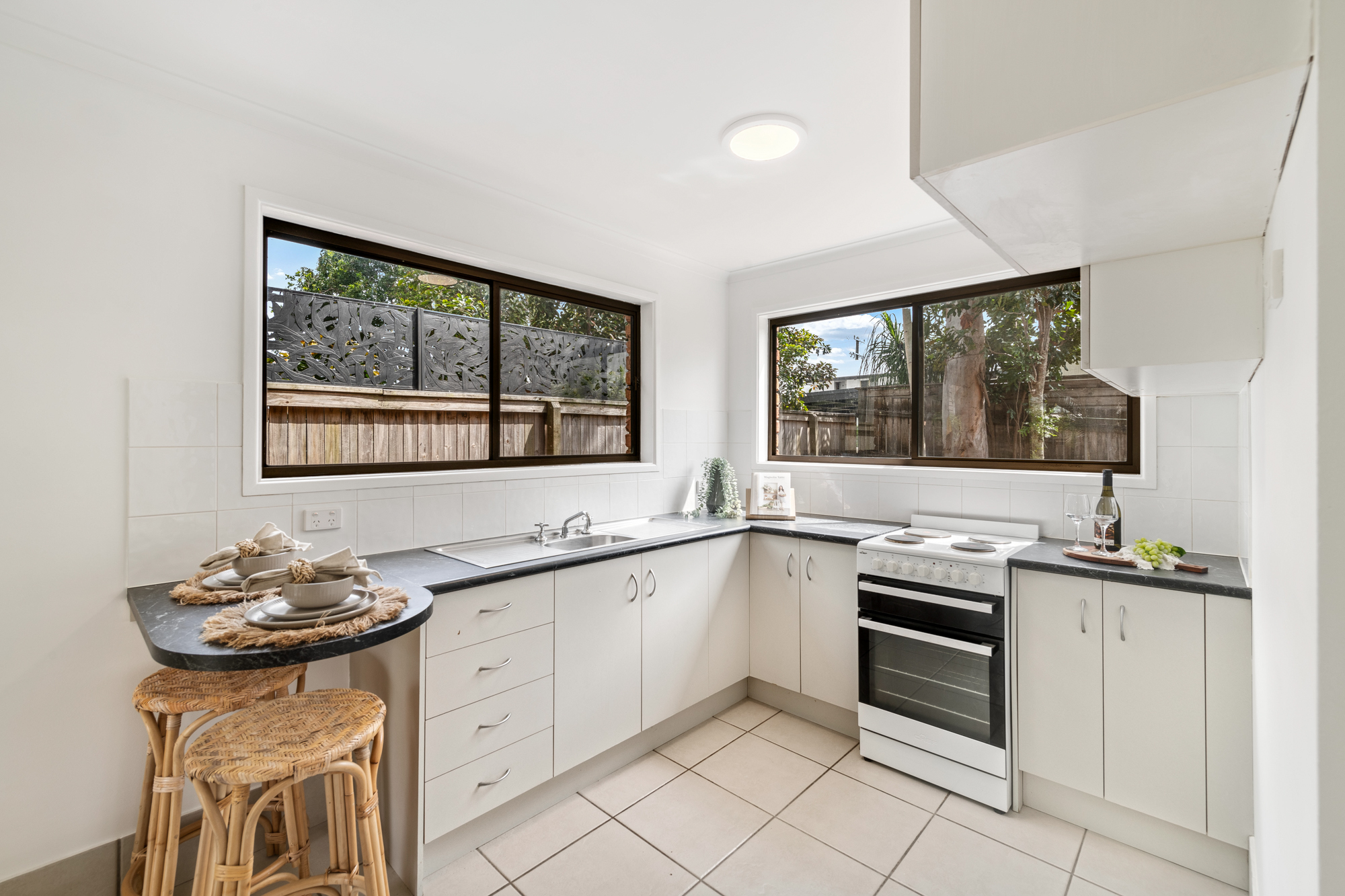 UNIT 1 22 NANNYGAI ST, NOOSAVILLE QLD 4566, 0 rūma, 0 rūma horoi, Unit